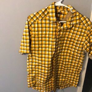 Rei short sleeved button up shirt